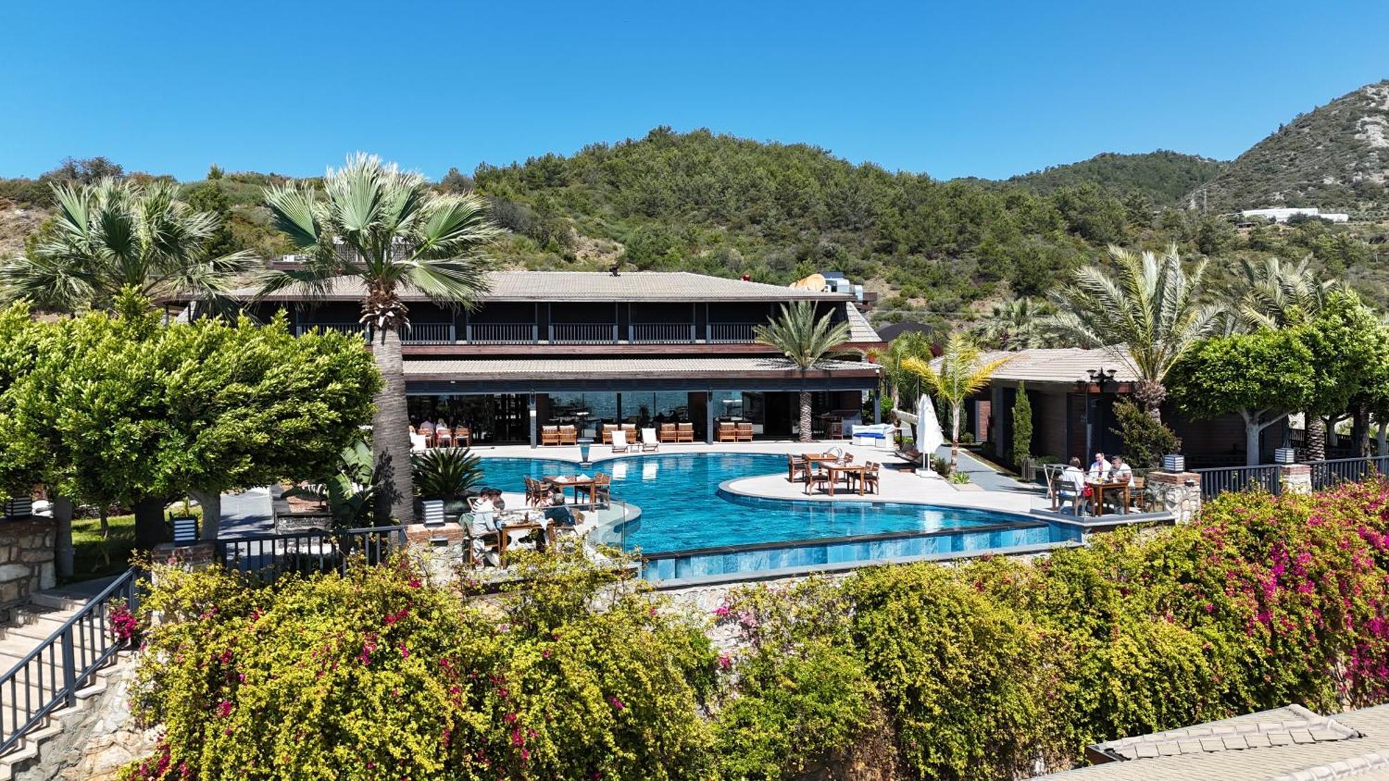 Porto Amore Club Hotel (Adults Only) 阿拉尼亚 外观 照片